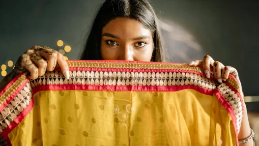 dupatta, cultural appropriation, fashion, scarf, calling dupatta a Scandinavian scarf, cultural appropriation of dupatta