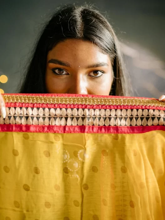 dupatta, cultural appropriation, fashion, scarf, calling dupatta a Scandinavian scarf, cultural appropriation of dupatta
