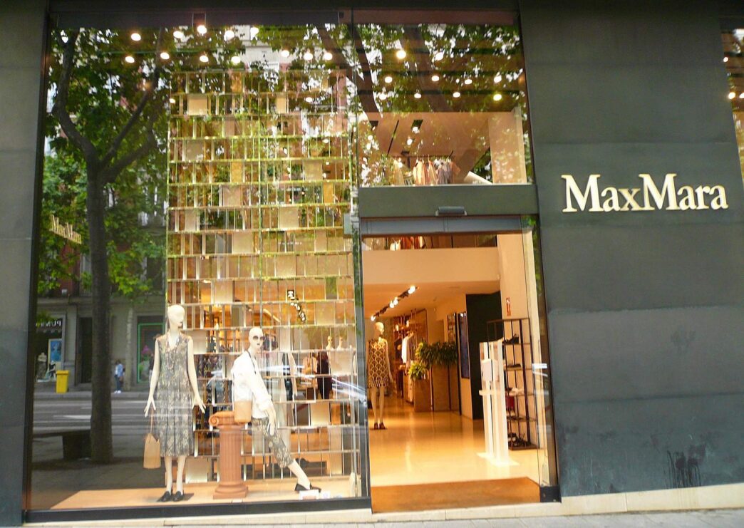 Max mara, italy, seamstress, strike, labour