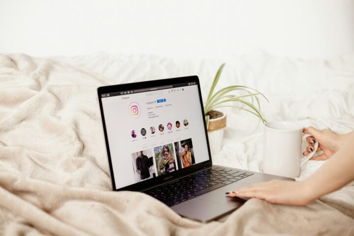 Influencer contracts